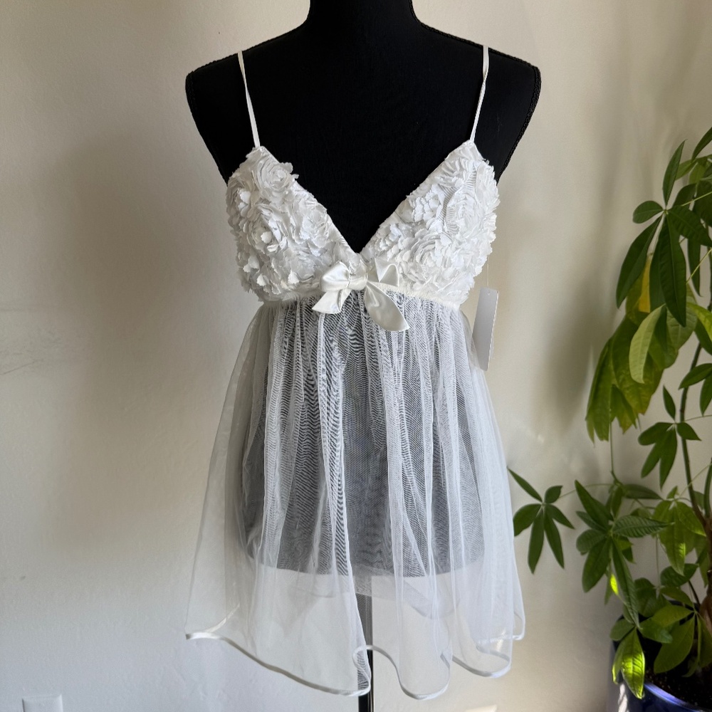 White lingerie 2pc set